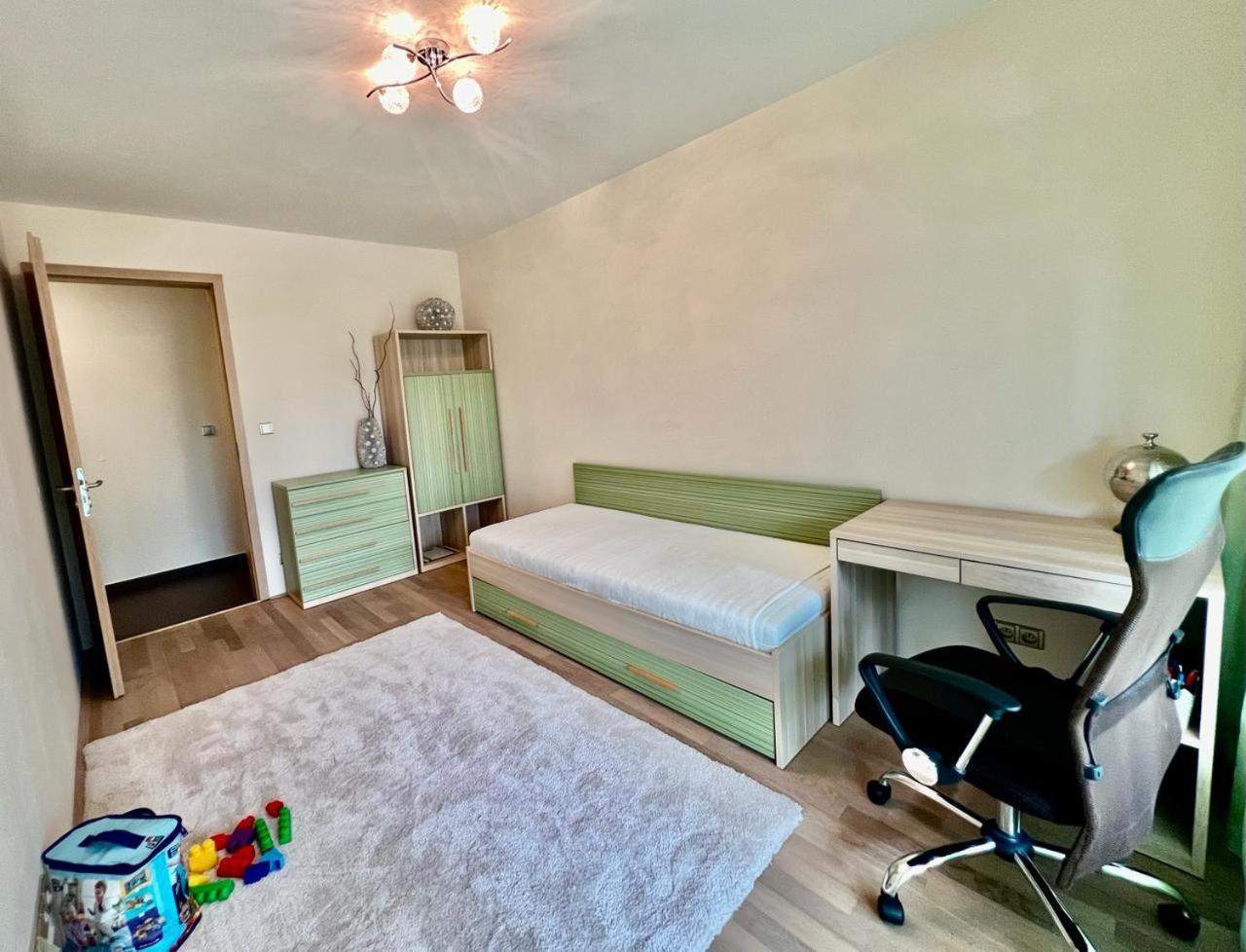 Luxury Apartment In Prague And Free Parking Ngoại thất bức ảnh