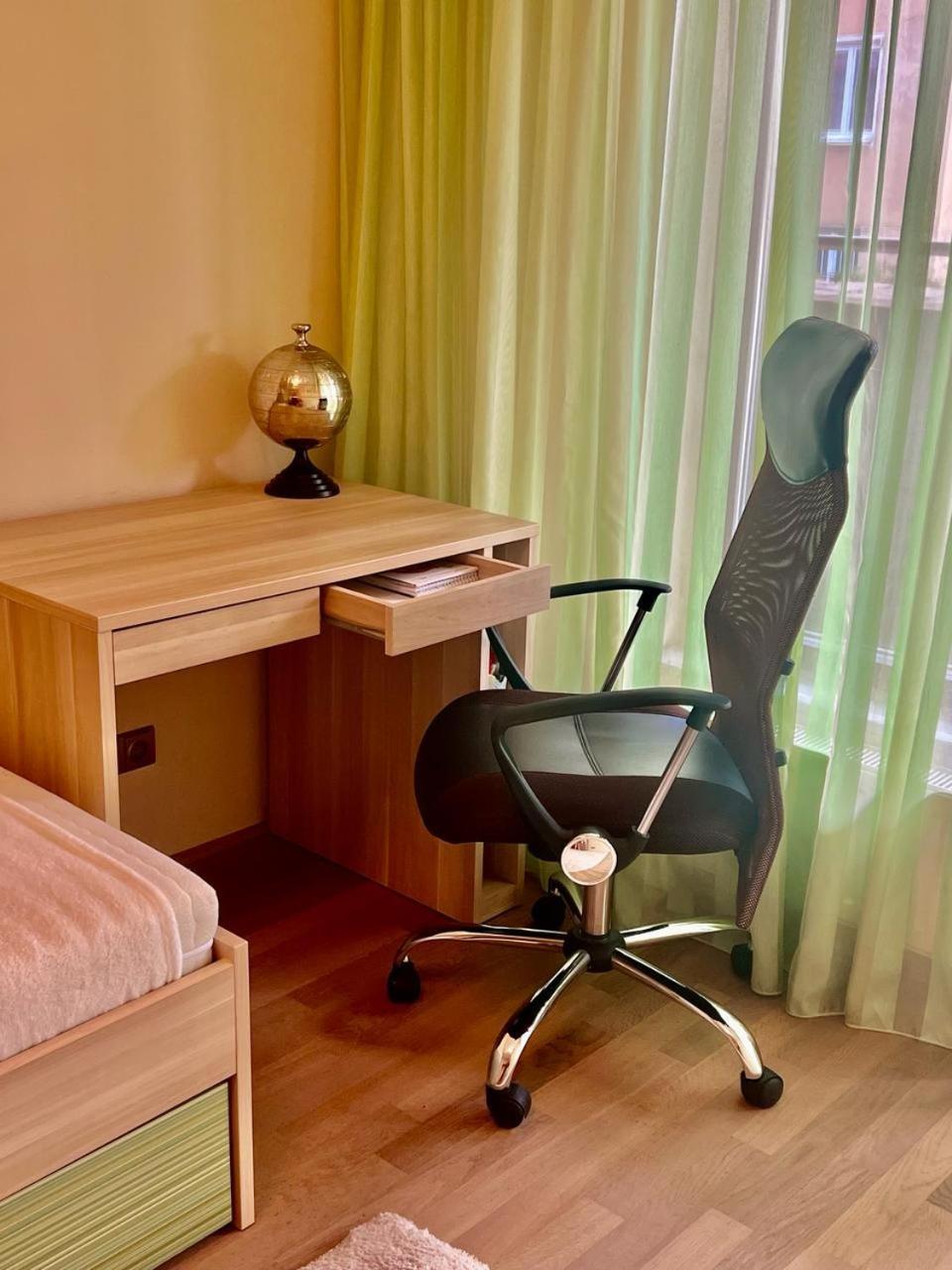 Luxury Apartment In Prague And Free Parking Ngoại thất bức ảnh